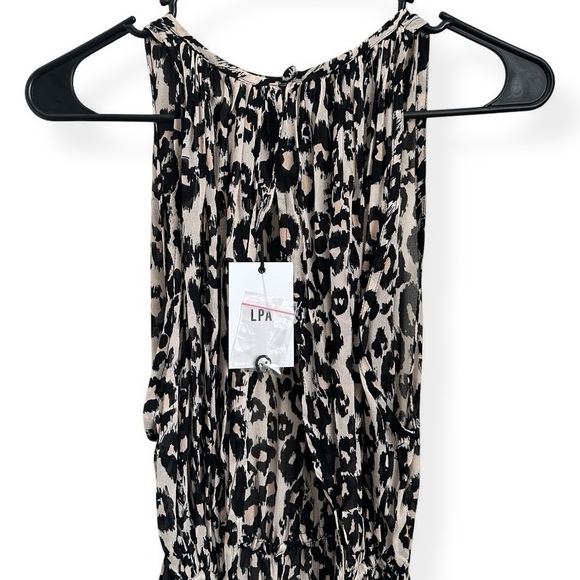NWT LPA Lala Leopard Print Sleeveless Romper in Astrid Leo Mini Shorts Romper XS - Picture 6 of 8